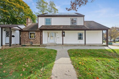 16 Lakewood Pkwy, Burlington, VT 05408 - photo 4