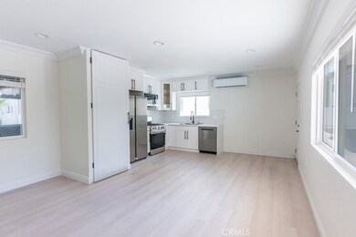 128 S Harper Ave unit 128(1/2), Los Angeles, CA 90048 - photo 4