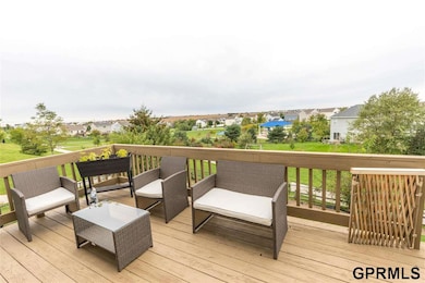 2112 Ridgeview Dr, Papillion, NE 68046 - photo 3
