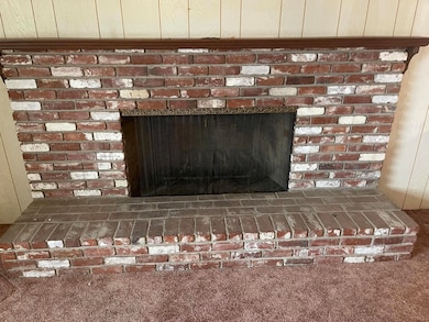 18200 Oklahoma Ave, Strathmore, CA 93267 - photo 4