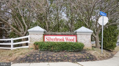 5105 Wagon Shed Cir, Owings Mills, MD 21117 - photo 2