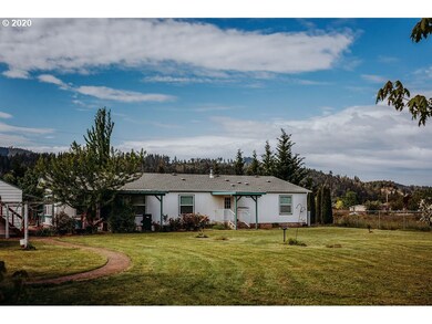 2052 Nonpareil Rd, Sutherlin, OR 97479 - photo 7