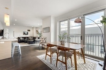 14 W Broadway unit 705, Boston, MA 02127 - photo 3