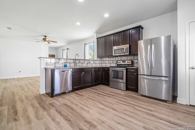 10123 Castello Canyon, San Antonio, TX 78254 - photo 5