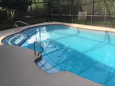 04 Pool