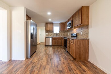 1605 N. Oak Ave, Spfd, MO-9