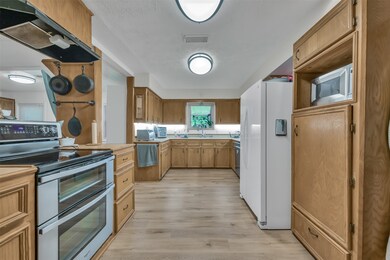 10971 Spring Ln, Cleveland, TX 77328 - photo 5