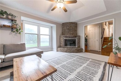 13215 W 247th St, Louisburg, KS 66053 - photo 5