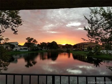 15430 SW 82nd Ln unit 622, Miami, FL 33193 - photo 2