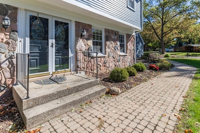 1704 Clover Ln, Valparaiso, IN 46385 - photo 4