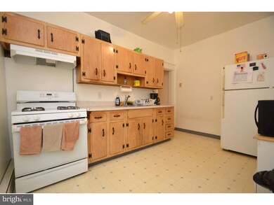 237 E Elm St, Allentown, PA 18109 - photo 6