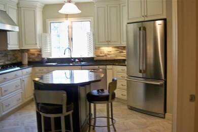 21 Valerie Cir, East Falmouth, MA 02536 - photo 5