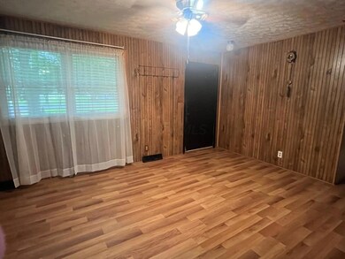 5560 Chestnut Hills Rd pic 22