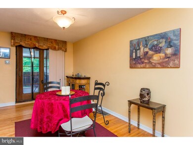 1163 Oakwood Dr, Glenolden, PA 19036 - photo 3