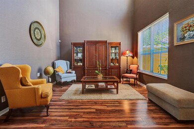 3945 Torres Cir - 41