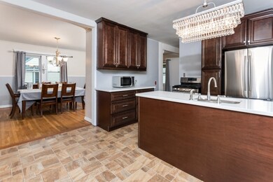 8 Stanton St, Saugus, MA 01906 - photo 6