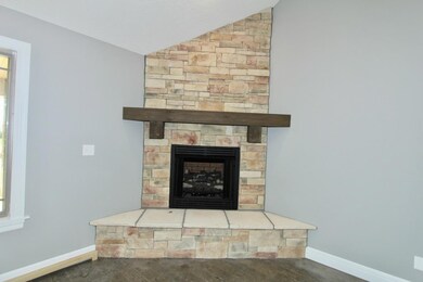 968 S Cumberland Ave, Republic, MO 65738 - photo 4