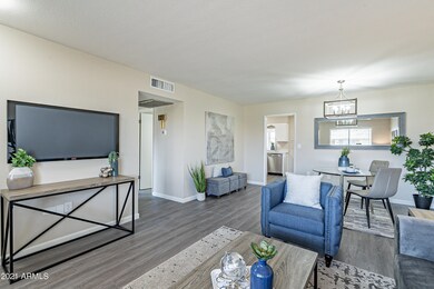 14016 N Thunderbird Blvd, Sun City, AZ 85351 - photo 4