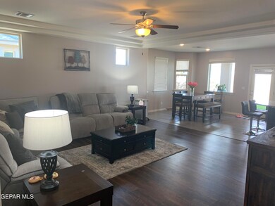 320 Canyon Vista Dr, Horizon City, TX 79928 - photo 6