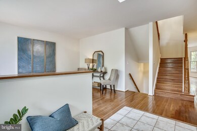 1362 Park Garden Ln, Reston, VA 20194 - photo 4