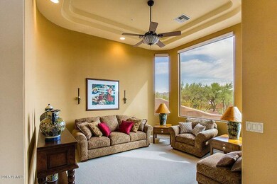 10916 E Mark Ln-9