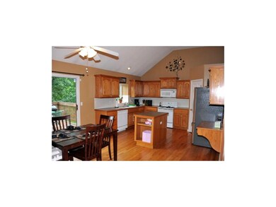 4810 Marion St, Shawnee, KS 66218 - photo 7