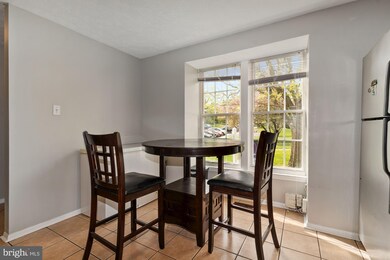 13927 Carthage Cir, Burtonsville, MD 20866 - photo 6