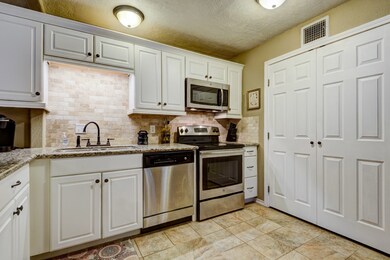 21415 Fitz Ln, Magnolia, TX 77355 - photo 4