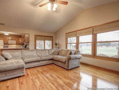 303 S White Oak St, Camargo, IL 61919 - photo 6