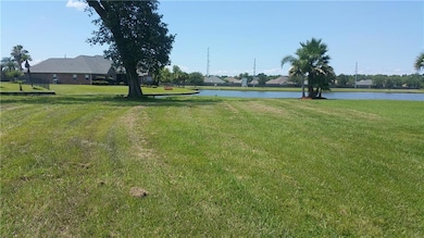 213 River Valley Ct, Laplace, LA 70068 - photo 4