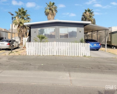 8300 Kern Canyon Rd unit 37, Bakersfield, CA 93306 - photo 2