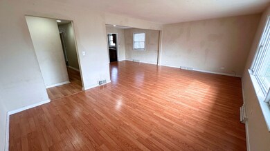 17744 Bernadine St, Lansing, IL 60438 - photo 4