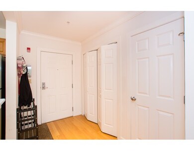 120 Mountfort St unit 404, Boston, MA 02215 - photo 6