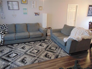 703 W Mulberry St, Decatur, TX 76234 - photo 6