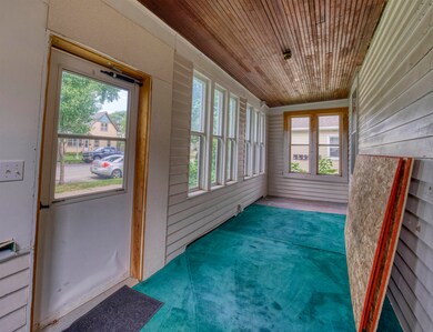 715 7th St S, La Crosse, WI 54601 - photo 6