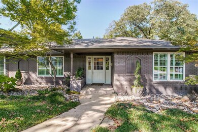 6869 Carolyncrest Dr, Dallas, TX 75214 - photo 2