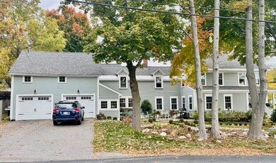 213 Main St unit B, Amesbury, MA 01913 - photo 2