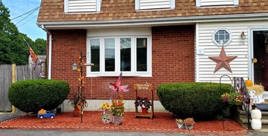 35 Marsh Dr unit A, Taunton, MA 02780 - photo 4