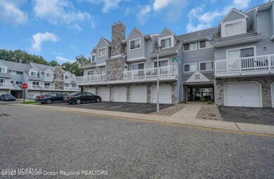 811 Schley Ave, Toms River, NJ 08755 - photo 2