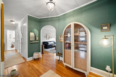 Tudor Hall unit A4, Englewood, NJ 07631 - photo 5