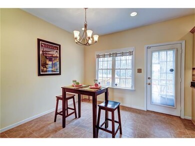 Morning room or breakfast  area.