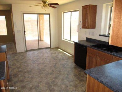 023-315935 - kitchen five