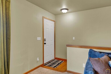 203 SE 44th Terrace, Topeka, KS 66609 - photo 4