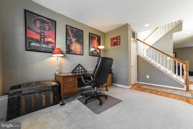 23312 Hyacinth Ln, California, MD 20619 - photo 5