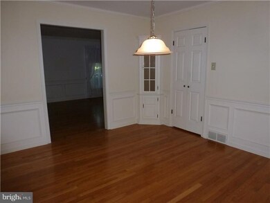 322 Haines Dr, North Wales, PA 19454 - photo 4