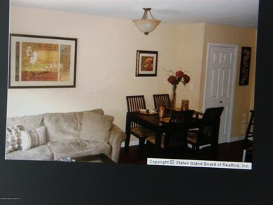 34 Francine Ct unit A, Staten Island, NY 10306 - photo 2