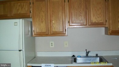 7204 Drury Ct, Hyattsville, MD 20785 - photo 7