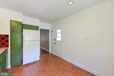 1202 Van Buren Dr, Fort Washington, MD 20744 - photo 6