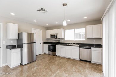 1429 S Crossbow Ct unit III, Chandler, AZ 85286 - photo 5