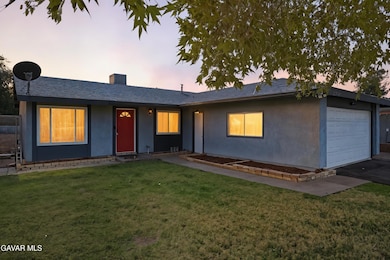 2230 W Avenue k14, Lancaster, CA 93536 - photo 2